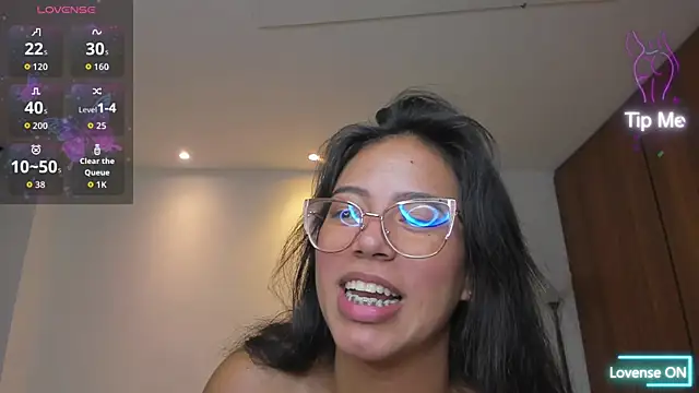 raven_stonee live sex cam