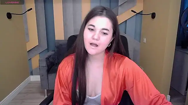 ElinaMils's cam snapshot