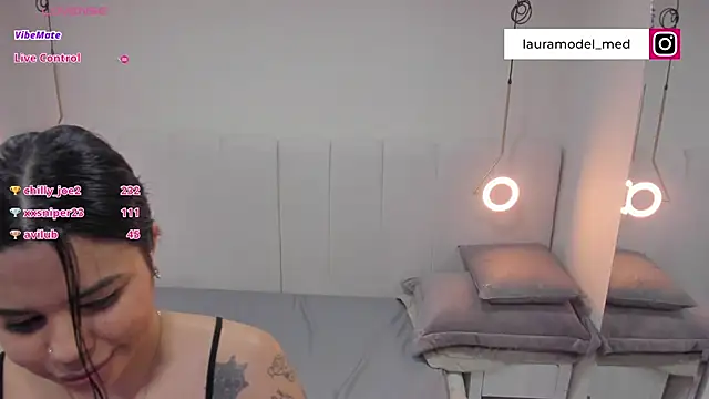 riri_candy's cam snapshot