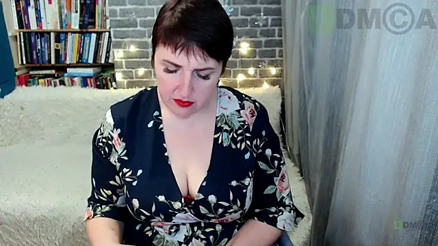 Rainbow_lady's cam snapshot