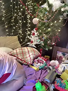 SummerBlueMoon's cam snapshot