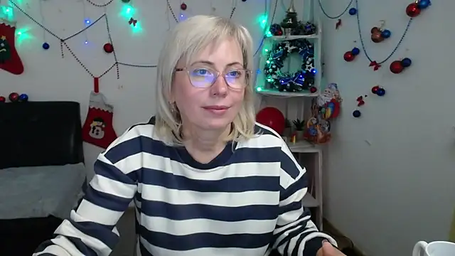 LaurenWishy's cam snapshot