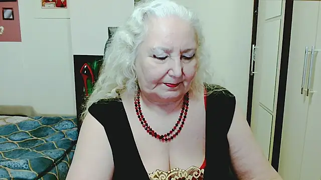 GrannyAlisa's cam snapshot