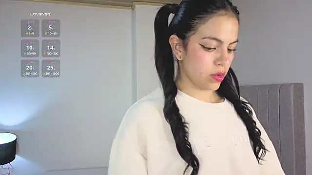 Eliie_Ruizz's cam snapshot