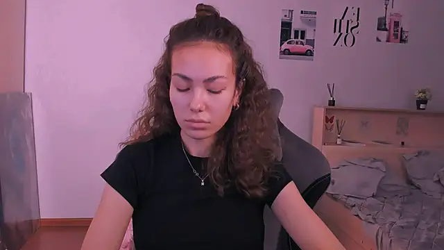 branchwithflowerss's cam snapshot