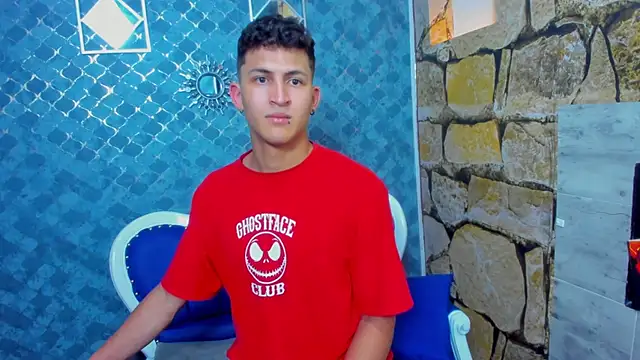 Ethan_Waalker live sex cam