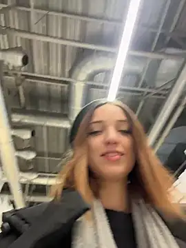 DollyTall live sex cam