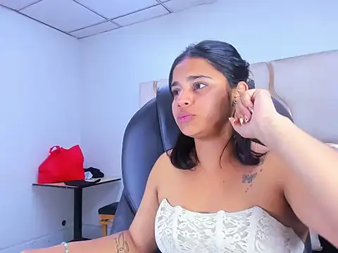 ScarletDoll's cam snapshot