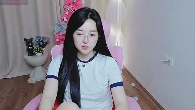 Miu-999 live sex cam