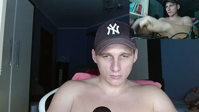 Poliglotjoe1's cam snapshot