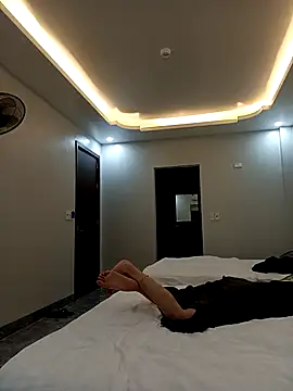 nhi_miranda live sex cam