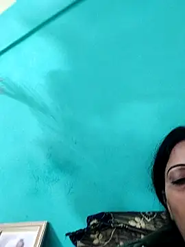 Soniya_Roy's cam snapshot