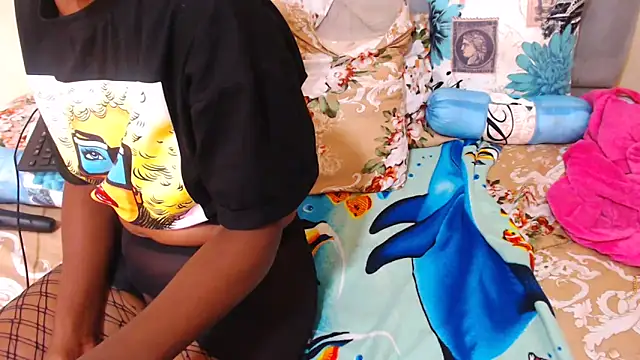 ChocolateClit's cam snapshot