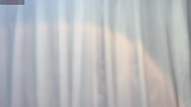 Lynnalltop-165-KeKe's cam snapshot