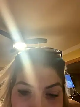 LittleMissEeve live sex cam