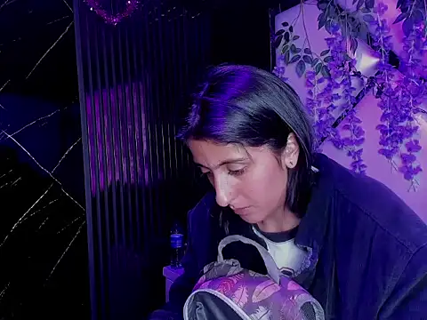 Cameron_cutte's cam snapshot