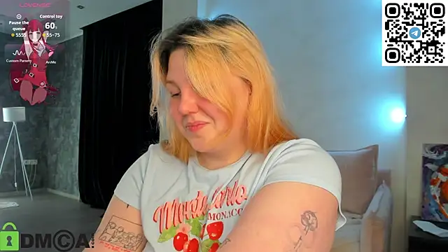 Ruth_Oliver's cam snapshot