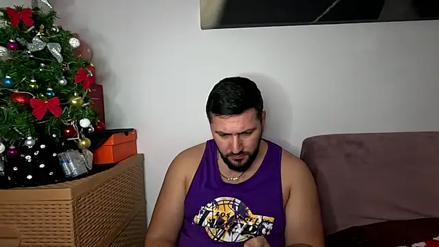 Gold_Alpha_Boy's cam snapshot