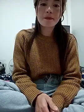 honeyverifiable's cam snapshot