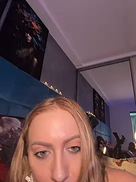 LunaAlya live sex cam