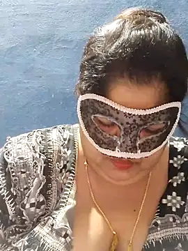 tamilthanushri's cam snapshot