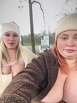 BigboobsDream99's cam snapshot