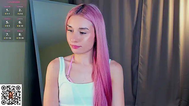 MinaRuzzo's cam snapshot