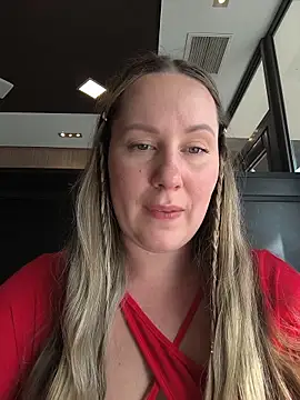 Mona_Plus's cam snapshot