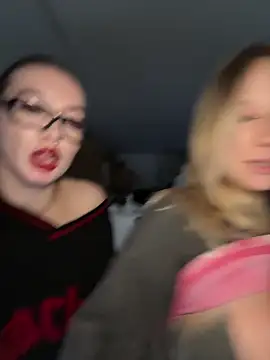 RollDolls live sex cam