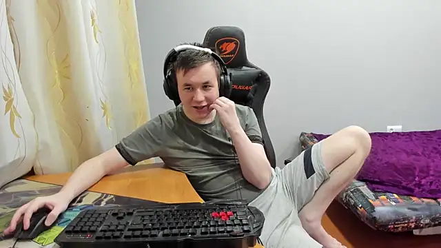 iliaskrislove live sex cam