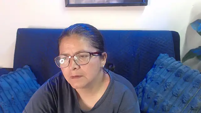 Linda_banks_'s cam snapshot