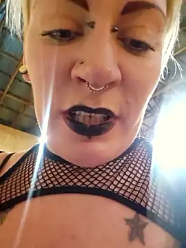 PinkTheHawk live sex cam