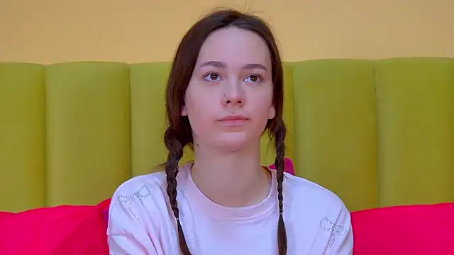 LilyLanes's cam snapshot