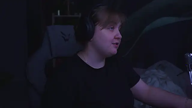 VanceRyder's cam snapshot