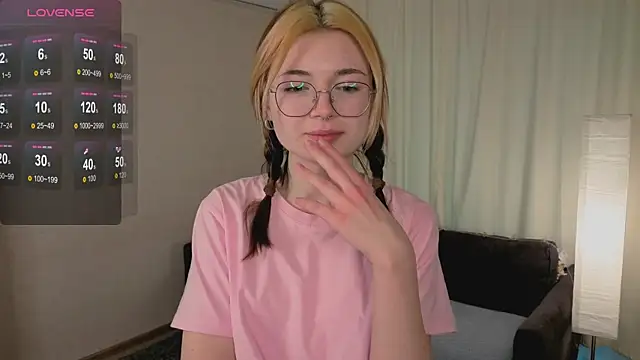 Susan_Gardner's cam snapshot