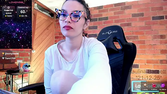 paulinabarnett-'s cam snapshot