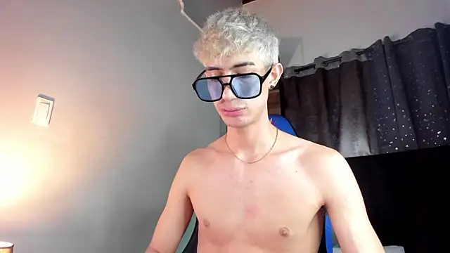 NovaaWheler live sex cam