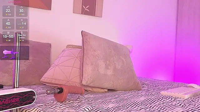 Mia_Heartt's cam snapshot