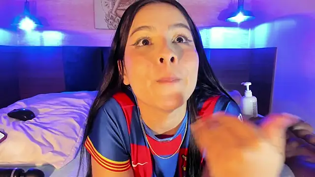 AnneDixie's cam snapshot