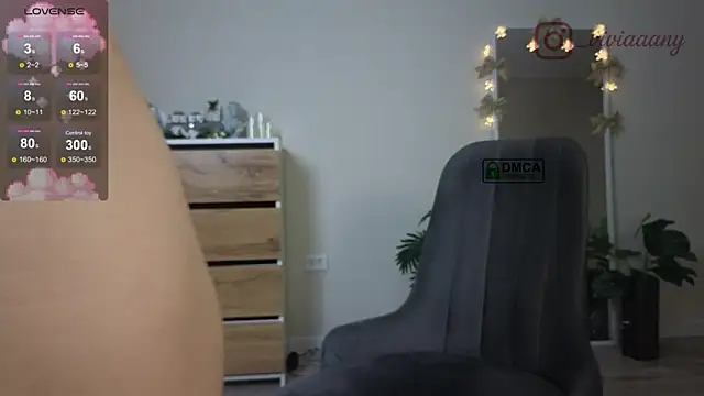 viviaaany's cam snapshot