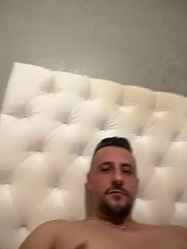 InsaneMattt's cam snapshot