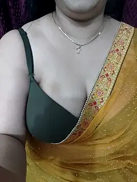 janvi_100 live sex cam