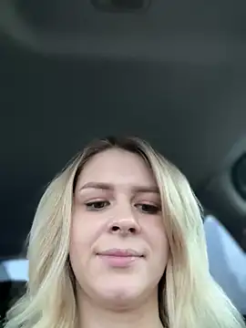 Love_Bri's cam snapshot