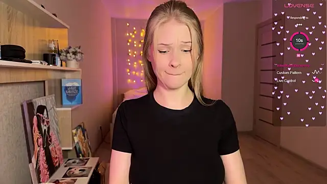 lisa_barbie's cam snapshot