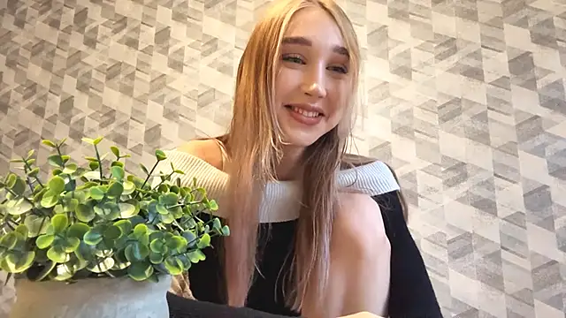 DetraLinz live sex cam