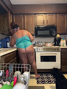 InterRacialFacial7296's cam snapshot