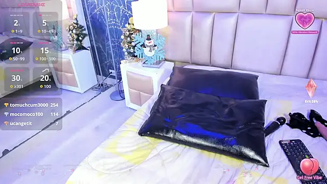 ReinaMiah's cam snapshot