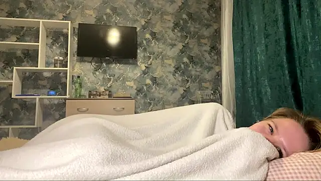 StephanieHilz's cam snapshot