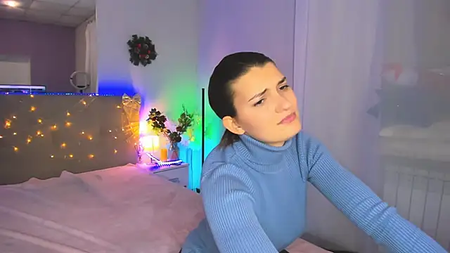 Laura_Leee's cam snapshot