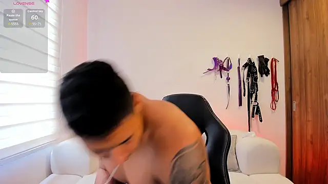 abu_dhabi_21's cam snapshot